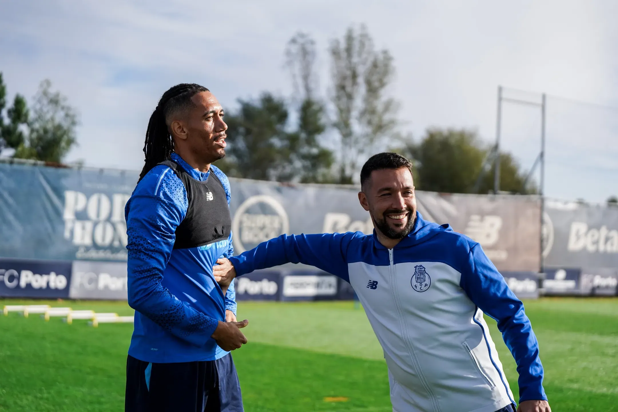 Villas-Boas explica contratação de Smalling